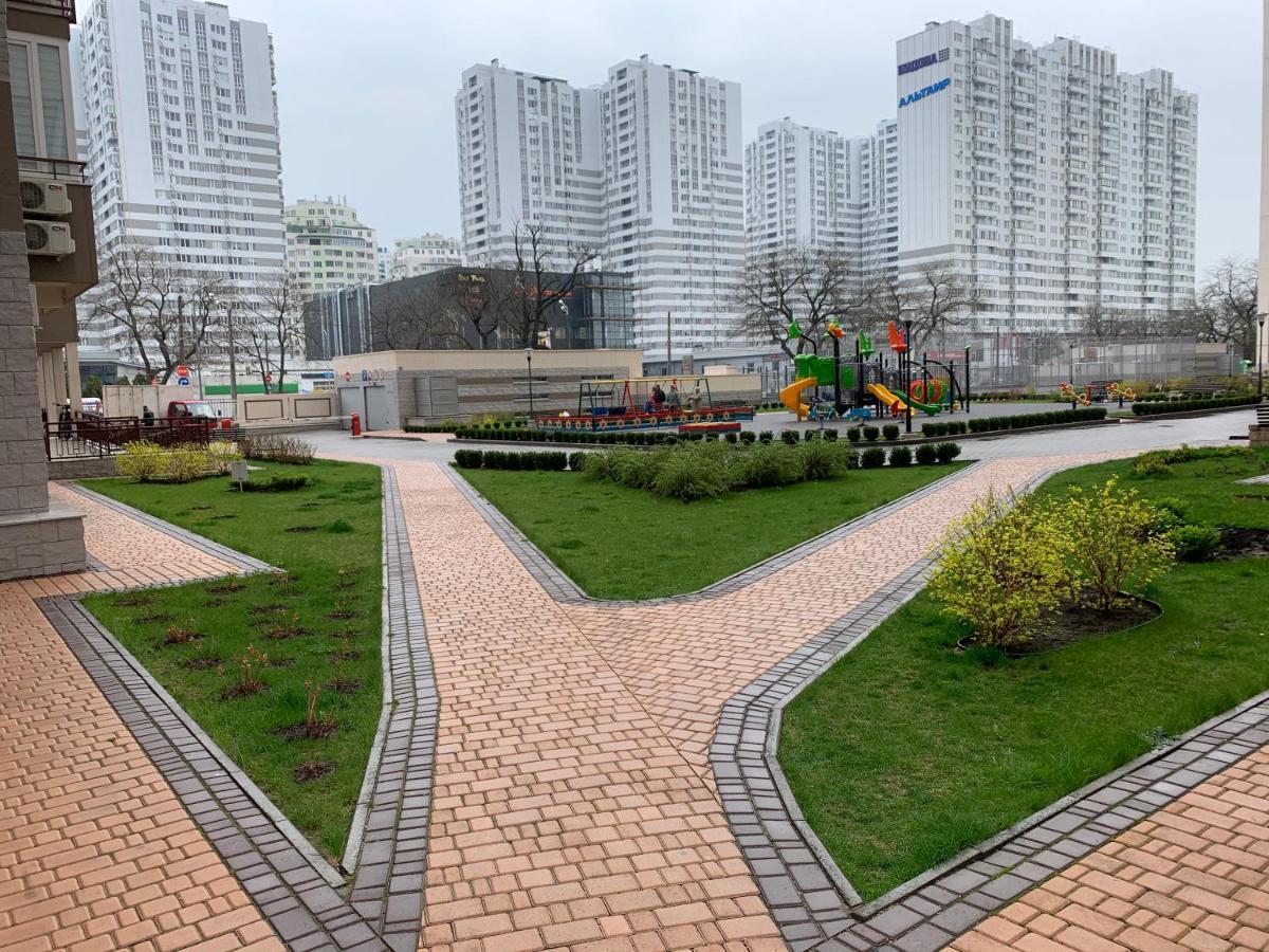 Vip Apartments 16 โอเดสซา ภายนอก รูปภาพ